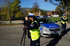 policjanci w czasie dzialań