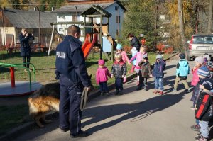 prelekcja o zachowaniach psów