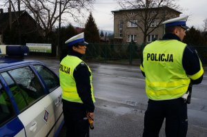 policjanci w czasie działań