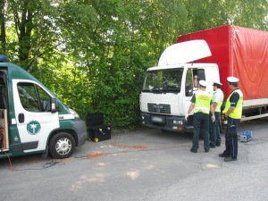 policjanci w czasie działan