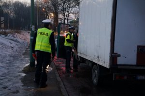 policjanci w czasie działań