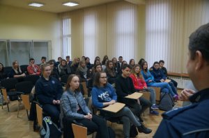 policjanci w czasie spotkania