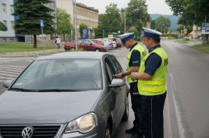 policjanci w czasie działań
