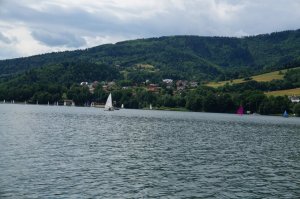 policjanci w czasie zabezpieczenia