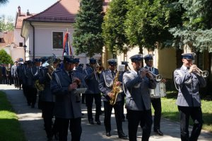 uroczysty przemarsz
