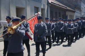 uroczysty przemarsz