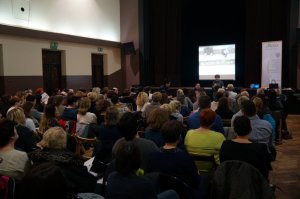policjanci na konferencji