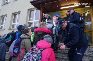 policjanci w czasie działań