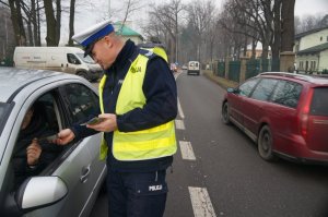 policjanci w czasie działań