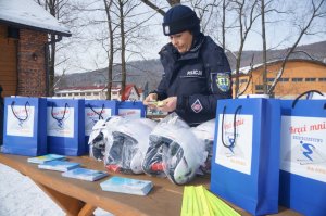 policjanci w czasie działań