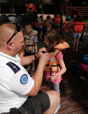 policjanci podczas zajęc