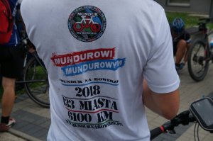 policjanci w czasie akcji