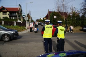 policjanci w czasie akcji