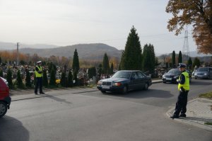policjanci w czasie akcji