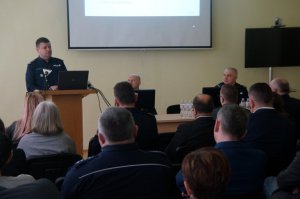 przemówienie komendanta Kuci