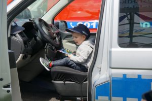 uczestnik w radiowozie