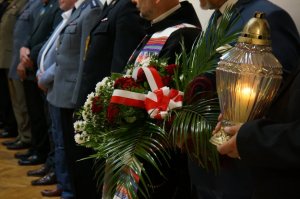 wiązanka i znicz
