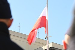 kolorowe zdjęcie flagi państwowej