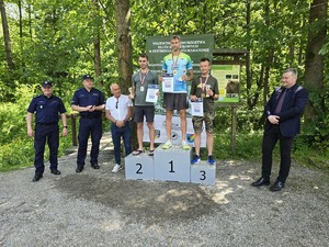 biegacze którzy zdobyli medale
