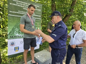 wręczanie medali i dyplomów