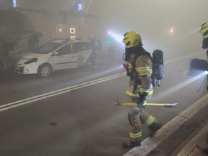 strażak podczas działań