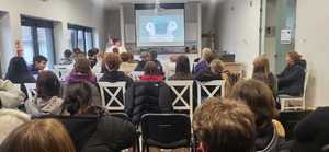 Zdjęcia ze szkoły w Żywcu podczas spotkania profilaktycznego związanego z uzależnieniami