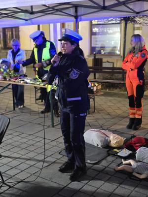 Zdjęcia z akcji profilaktycznej o nazwie Odblasku odbicie ratuje Twoje życie