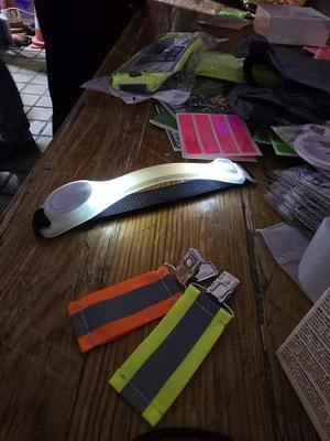 Zdjęcia z akcji profilaktycznej o nazwie Odblasku odbicie ratuje Twoje życie