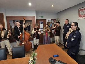 Odwiedziny kolędników w Komendzie Powiatowej Policji w Żywcu