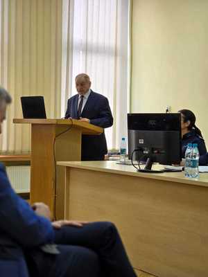 Zdjęcie przedstawia policjantów podczas narady rocznej w Komendzie Powiatowej Policji w Żywcu