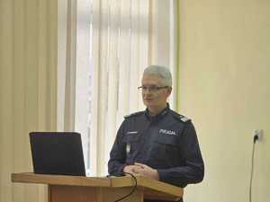 Zdjęcie przedstawia policjantów podczas narady rocznej w Komendzie Powiatowej Policji w Żywcu