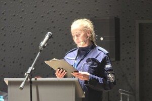 Zdjęcie przedstawia uczestników debaty oksfordzkiej Stop Klatka dla Hejtu