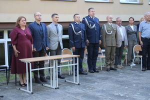 Uroczystość rozpoczęcia nowego roku szkolnego w klasach mundurowych w Żywieckich szkołach